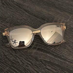 Diff Eyewear Bella XS Sunglasses